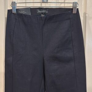 NWT- Banana Republic “Devon” premium denim pull-on pants. Sz 2